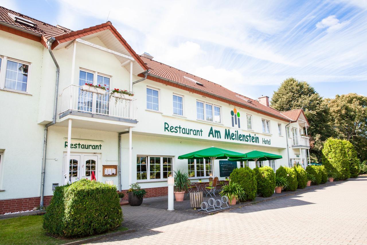 Hotel Am Meilenstein Dunkelforth Buitenkant foto